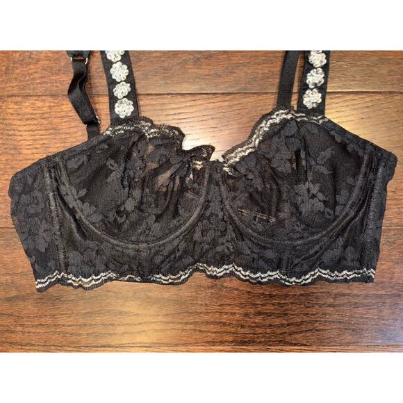 VICTORIAS SECRET DREAM ANGELS PUSH-UP W/O PADDING SEQUIN PEARL UNLINED DEMI BRA - Picture 3 of 7